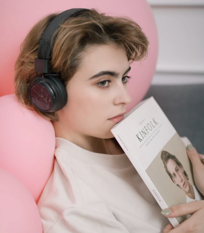year-end-gift-headphone.png