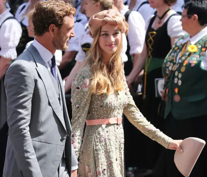 beatrice-burromeo-in-floral-dress.png