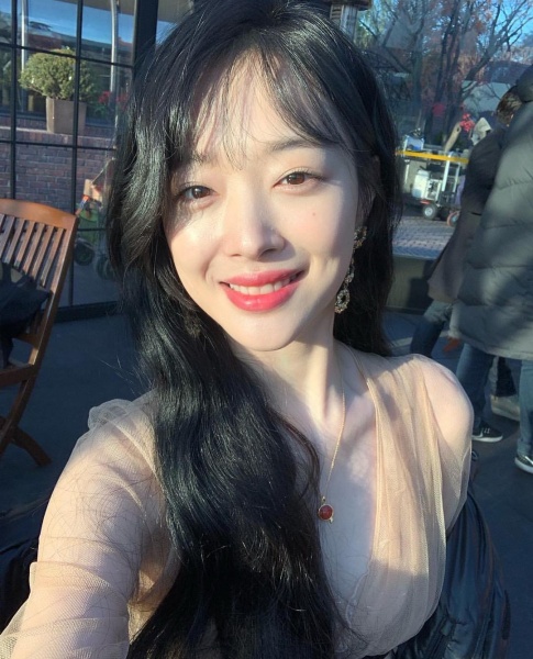 sulli_05.jpg