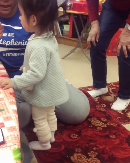 aaron02.jpg aaron02.jpg