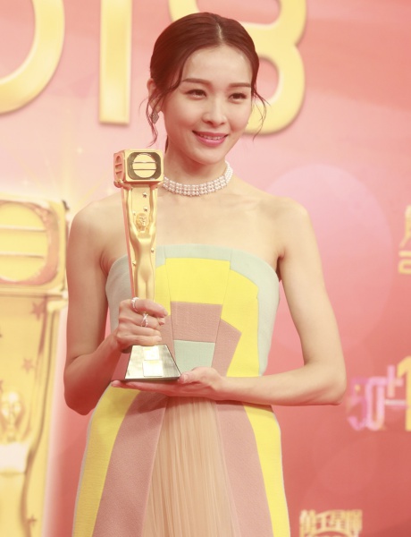 ali_02.jpg ali_02.jpg