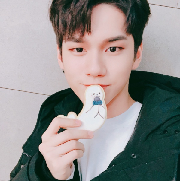 ong_04.jpg ong_04.jpg