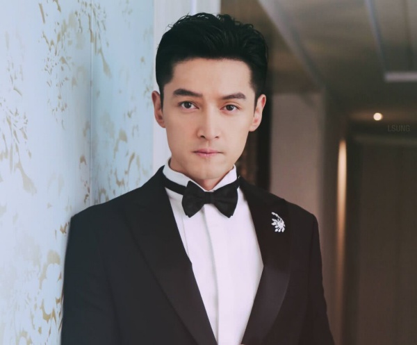 huge_02.jpeg huge_02.jpeg