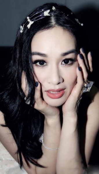 chrity_05.jpg chrity_05.jpg