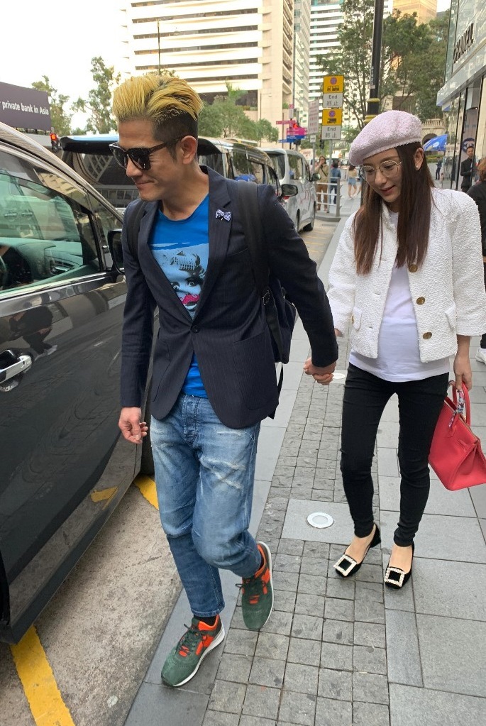 aaron03.jpg aaron03.jpg