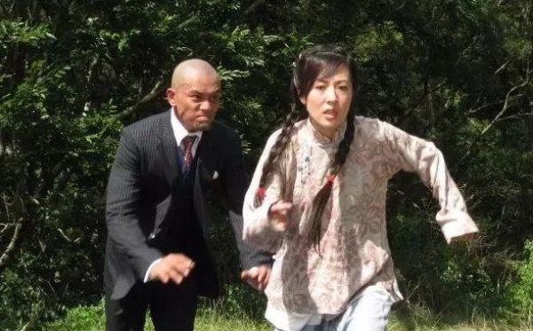 lee_04.jpg lee_04.jpg