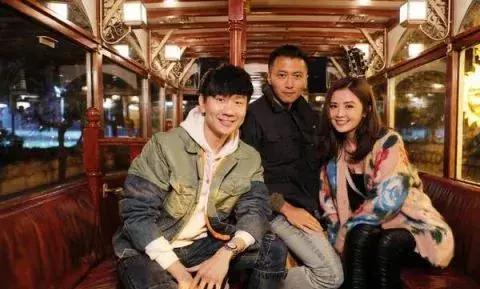 2b1b-hsmkfyp0533583.jpg 2b1b-hsmkfyp0533583.jpg