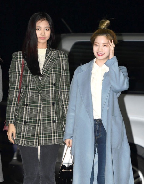 twice_04.jpg twice_04.jpg