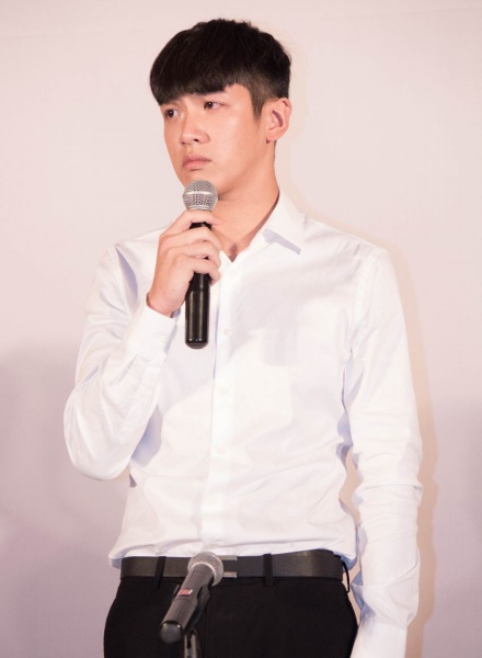 club_03.jpg club_03.jpg