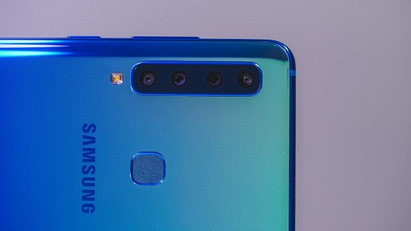 Samsung-Galaxy-A9-2018-CloseUp_Camera5.jpg