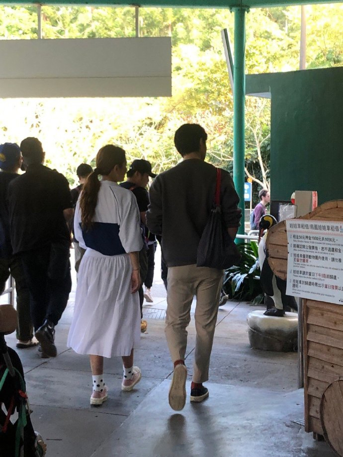 f999eed15fdc4b81b53d6bda1d4e47a2.jpeg f999eed15fdc4b81b53d6bda1d4e47a2.jpeg