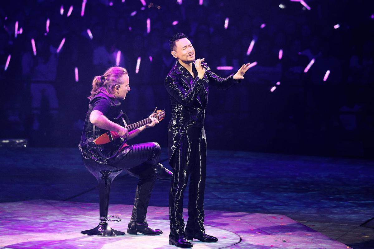 JAcky_02.jpg JAcky_02.jpg