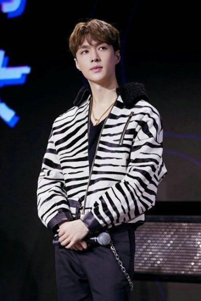 lay_03.jpeg lay_03.jpeg