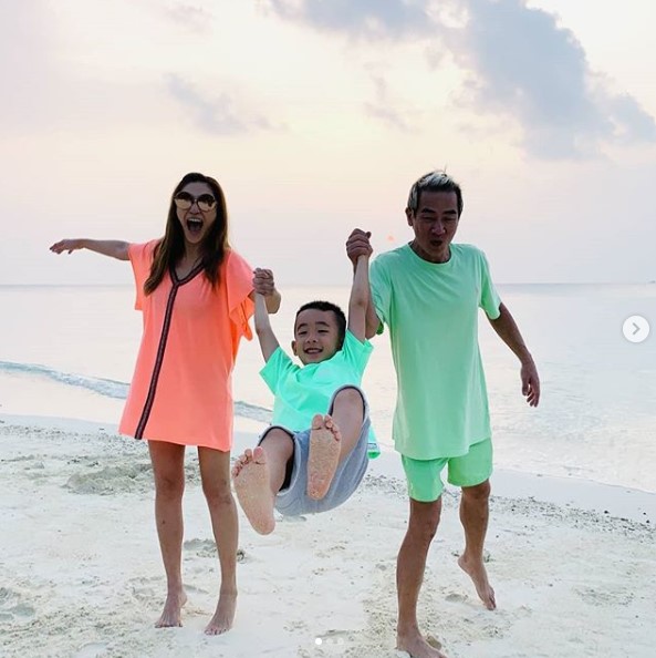 Screenshot_1.jpg Screenshot_1.jpg