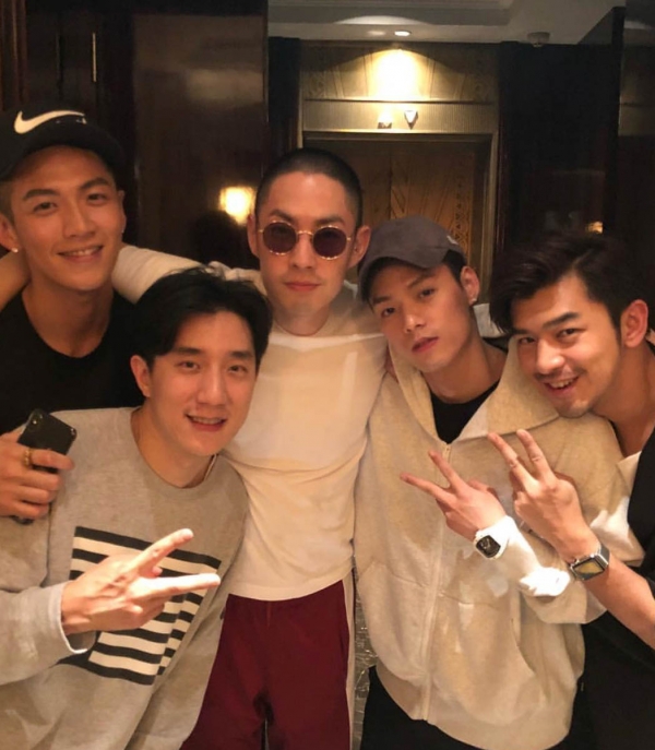 photo_1_600_687.jpg photo_1_600_687.jpg