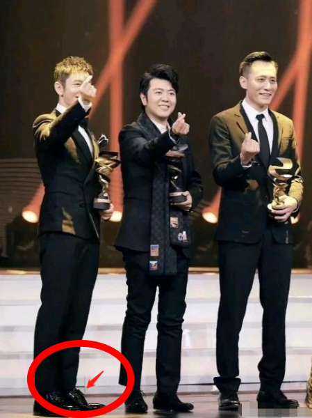 wang_01.png wang_01.png