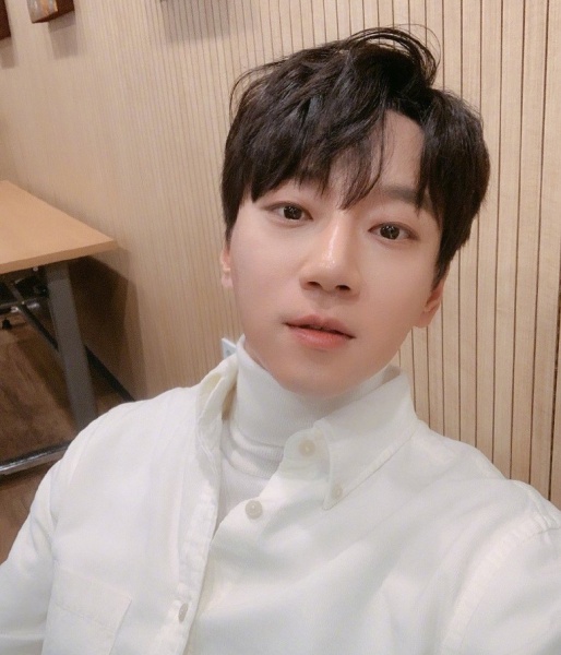 huang_02.jpg huang_02.jpg