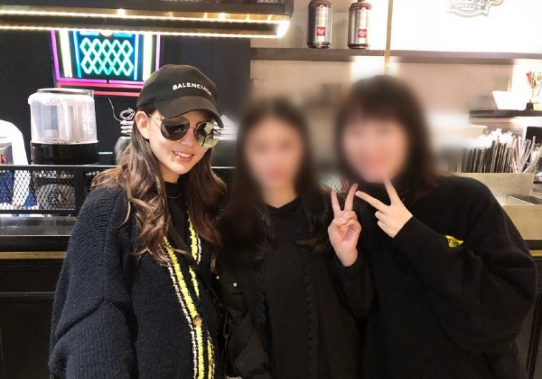 TWMq-hshmsti0593029.jpg TWMq-hshmsti0593029.jpg