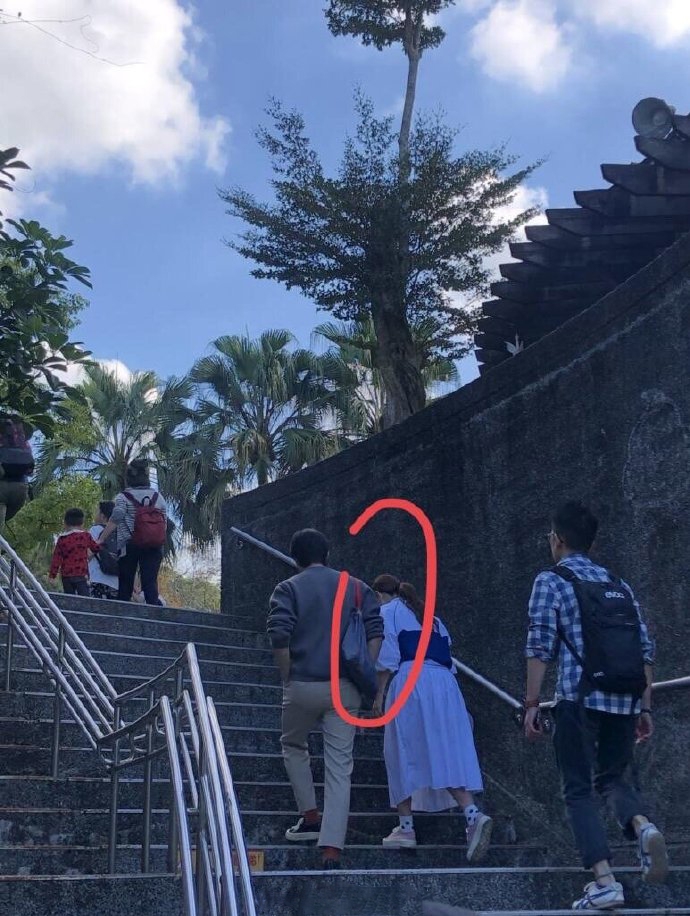 kj3-hshmsth7366623.jpg kj3-hshmsth7366623.jpg