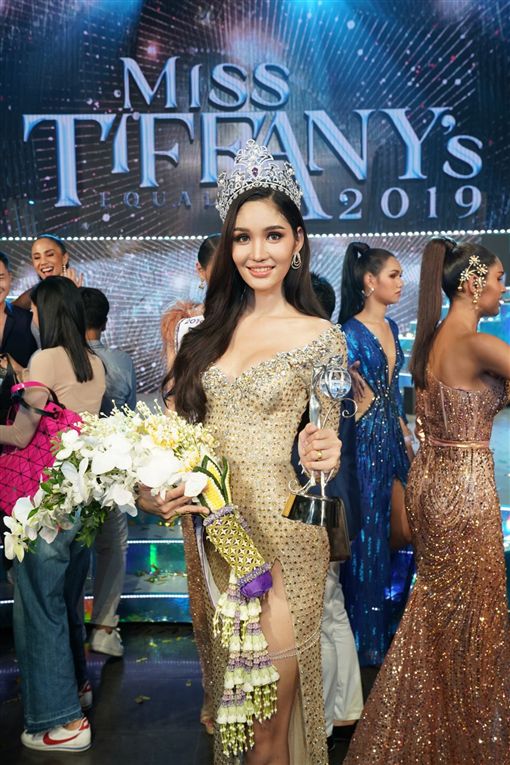 2033396-XXL.jpg 2033396-XXL.jpg