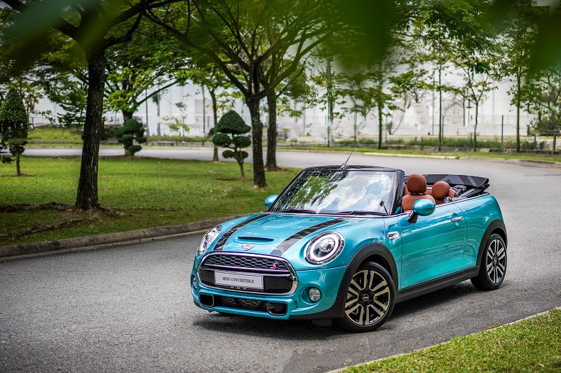 The-New-MINI-Convertible-(20).jpg