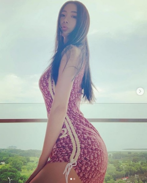 clara_03.jpg