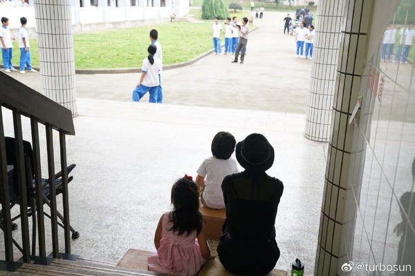 d4244068.jpg d4244068.jpg