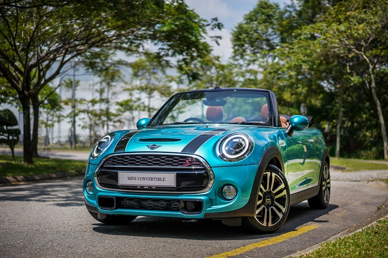 The-New-MINI-Convertible-(1).jpg
