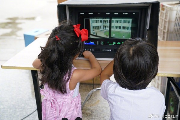 d4244067.jpg d4244067.jpg