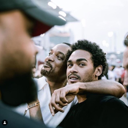 Smith01.jpg Smith01.jpg