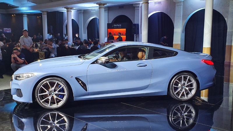 BMW-THE-8-Cars.jpg