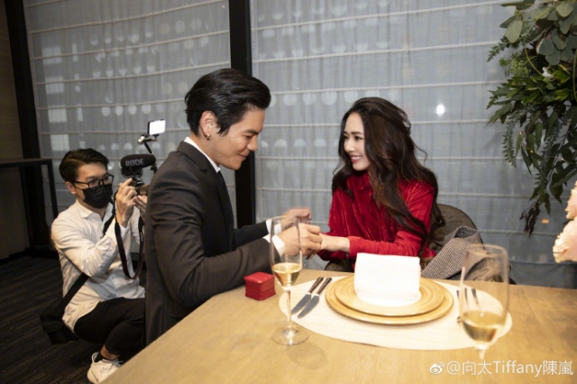xiangzuo04.jpg xiangzuo04.jpg