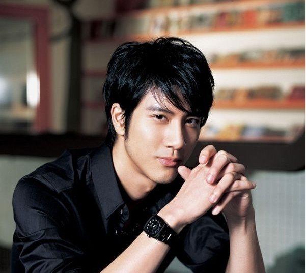 Leehom01.jpg Leehom01.jpg