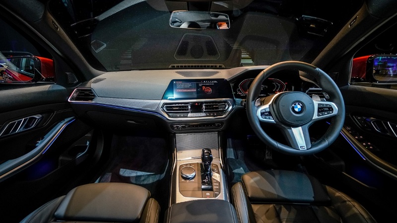 BMW-inside-design.jpg