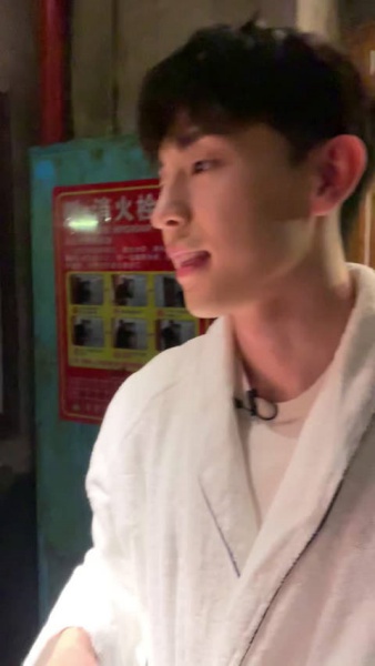 denglun_06.jpg