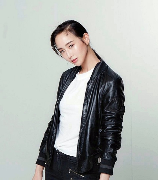 zhang_02.jpg zhang_02.jpg