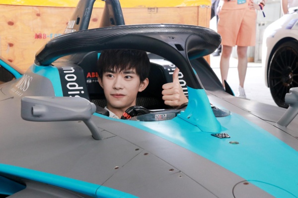 yiyang_03.jpg yiyang_03.jpg