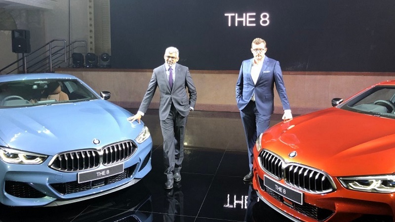 BMW-THE-8-Cars-guy.jpg