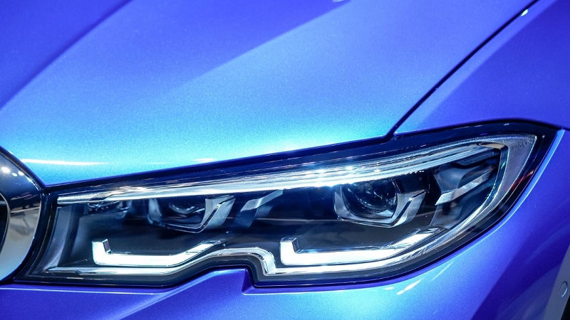 BMW-Lamp-(1).jpg