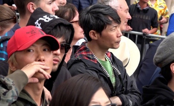 jay_02.jpg jay_02.jpg