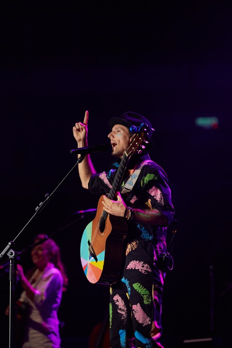 JM-190563-(1).jpg JM-190563-(1).jpg