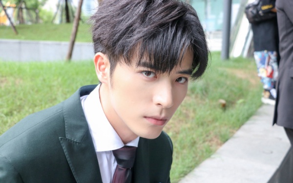 boss_05.jpg boss_05.jpg