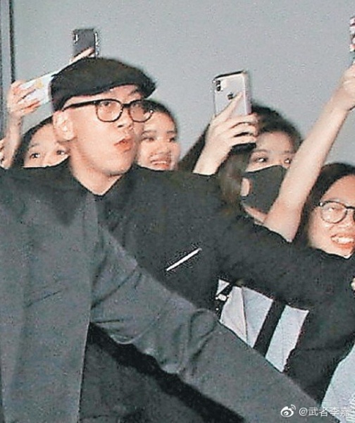 lee_03.jpg lee_03.jpg