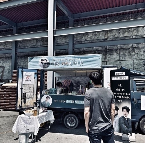 kong11.jpg kong11.jpg