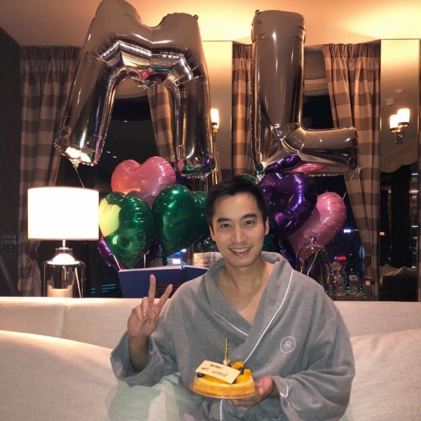 gill_06.jpg gill_06.jpg