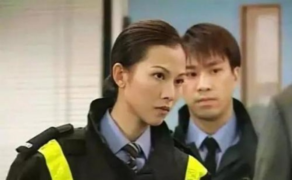 ada_02.jpg ada_02.jpg