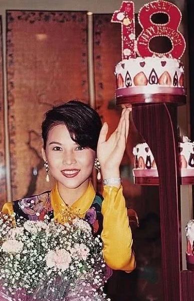 ada_06.jpg ada_06.jpg