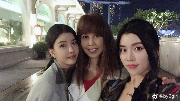 d4090218.jpg d4090218.jpg