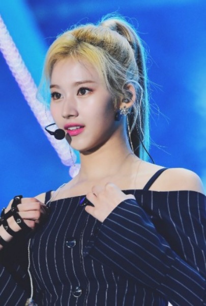sana_05.jpg
