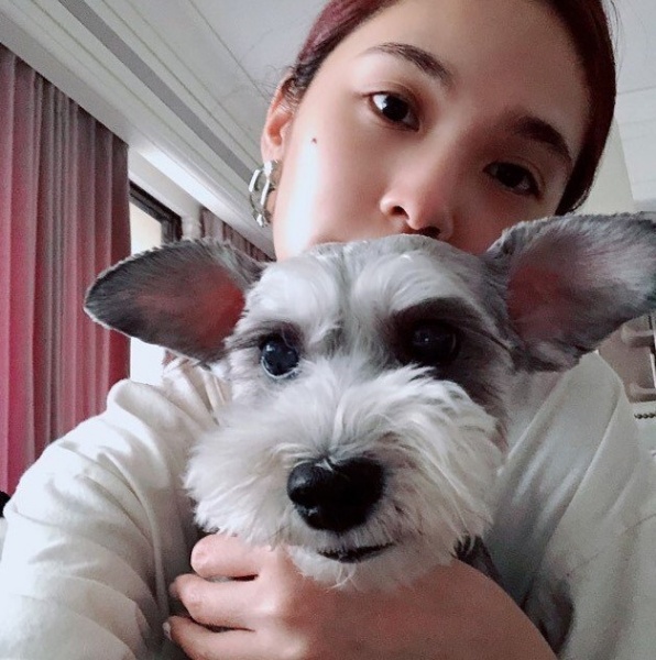 rainie_09.jpg rainie_09.jpg